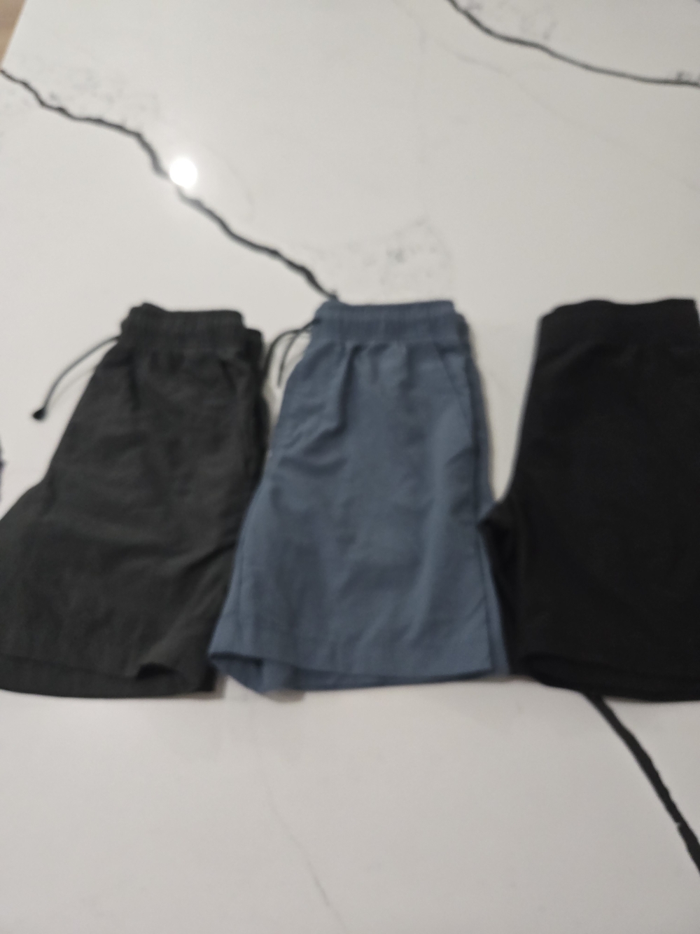 Old Navy Boy's Dock Shorts in Charcoal , Light Blue And Black Size L